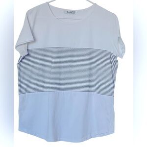 YunJey Women’s Round Neck Triple Color Stripe Shirt – Size XL – NWOT